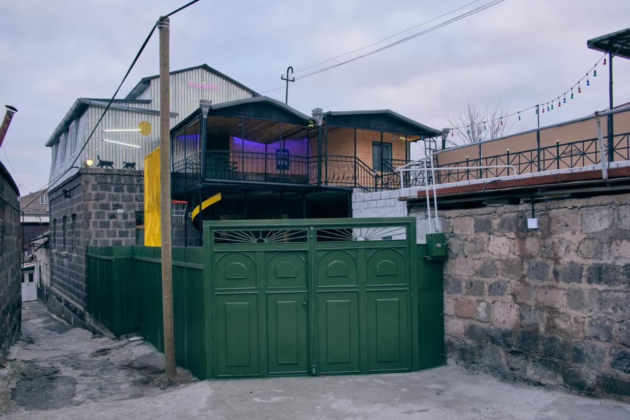 Kotun Gyumri Hotel Екстериор снимка