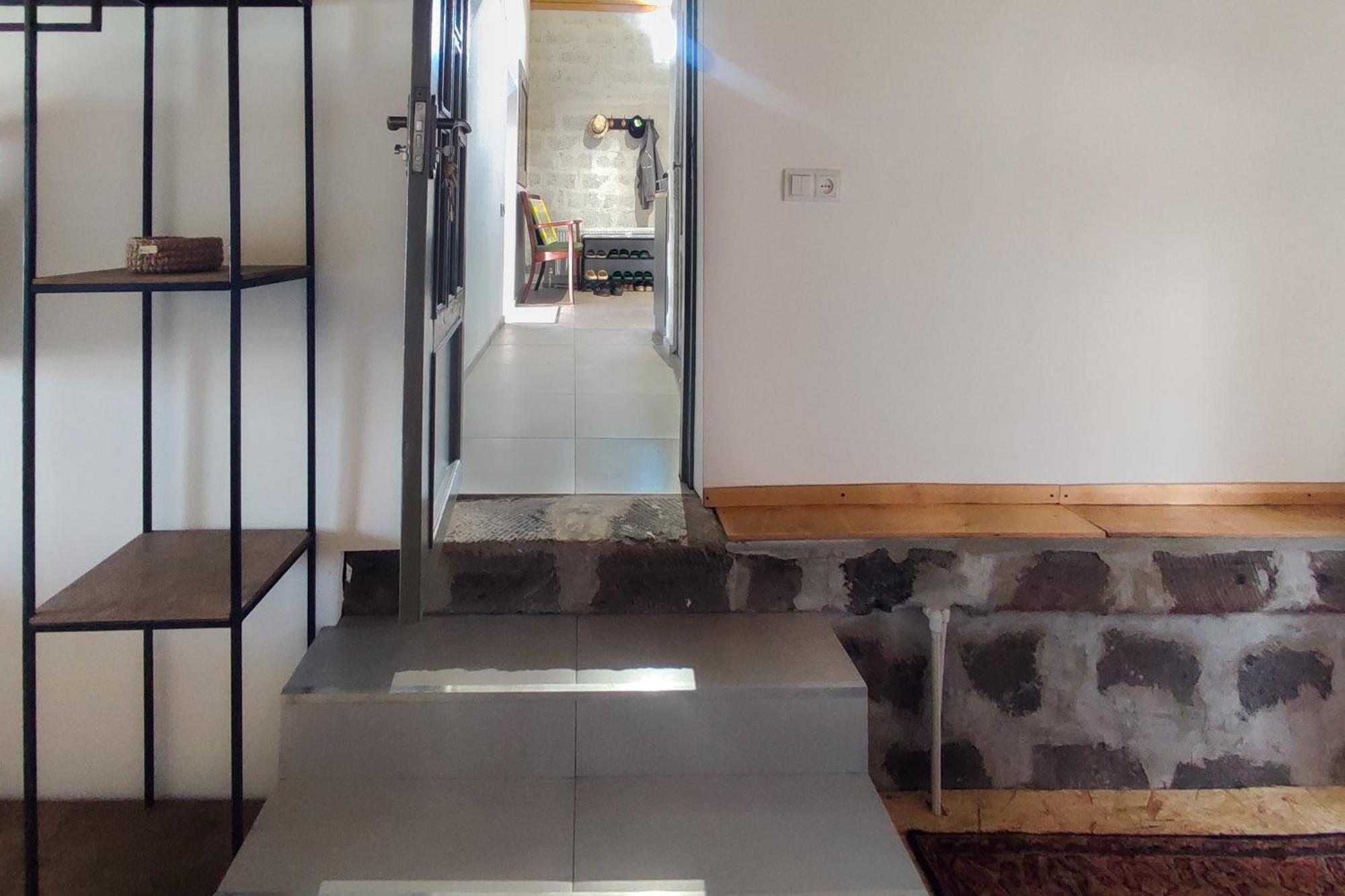 Kotun Gyumri Hotel Екстериор снимка