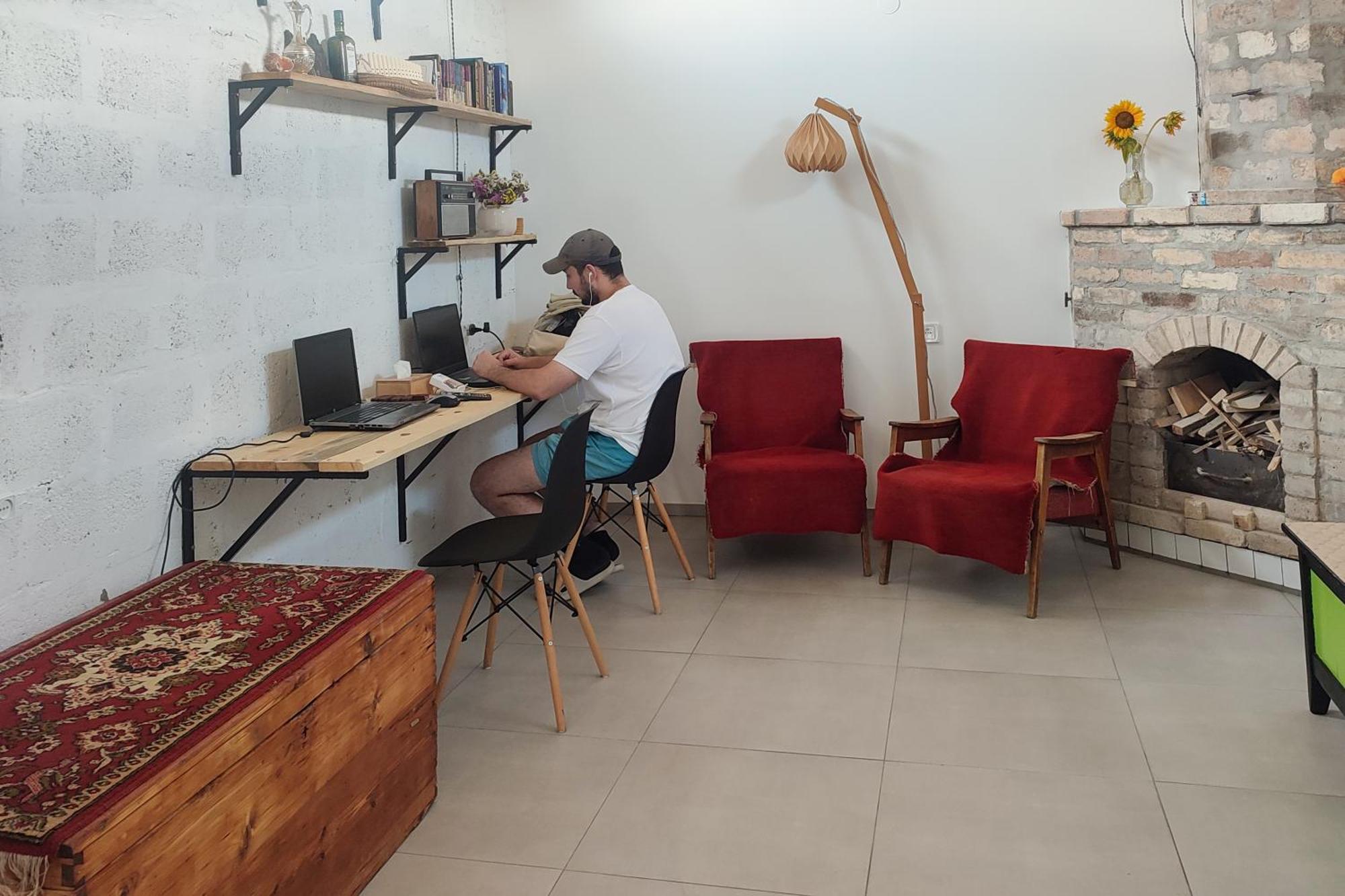 Kotun Gyumri Hotel Екстериор снимка